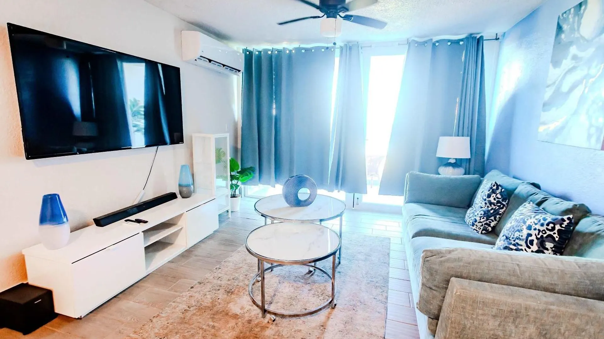 Family Beach Getaway- Isla Verde Paradise Σαν Χουάν Διαμέρισμα